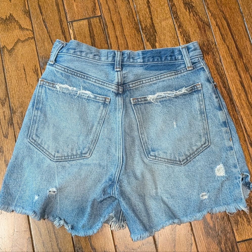 High Rise Denim Short - Picture 2 of 3